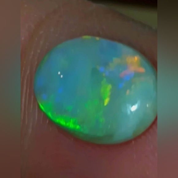 Australian Solid Semi Black Opal 1.95 Carat New Color Flash - Picture 5 of 16